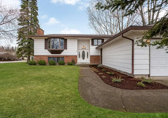 Photo 1 of Single family home for sale at 1207 6th Avenue W, Columbia Falls, MT 59912 | MLS# 30068275 | Listing updated on 2026-07-14
