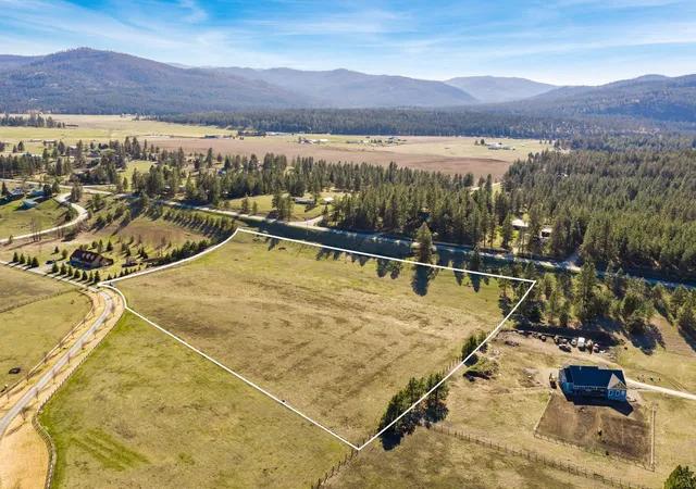 2nd image of 2905 Farm To Market Rd, Kalispell, MT 59901 | MLS# 30068571