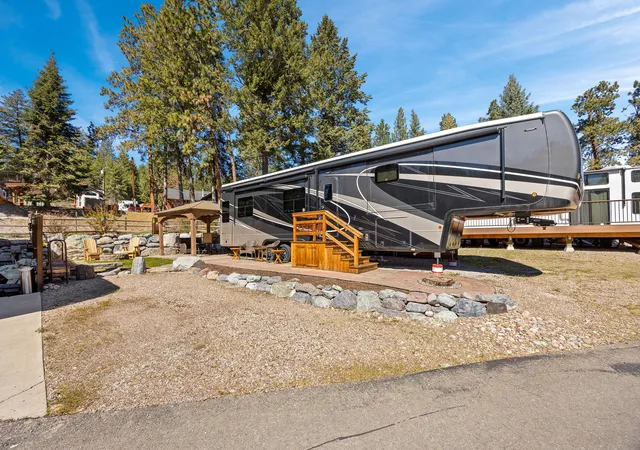 3rd image of 33336 Whitecap Ln, Bigfork, MT 59911 | MLS# 30068563