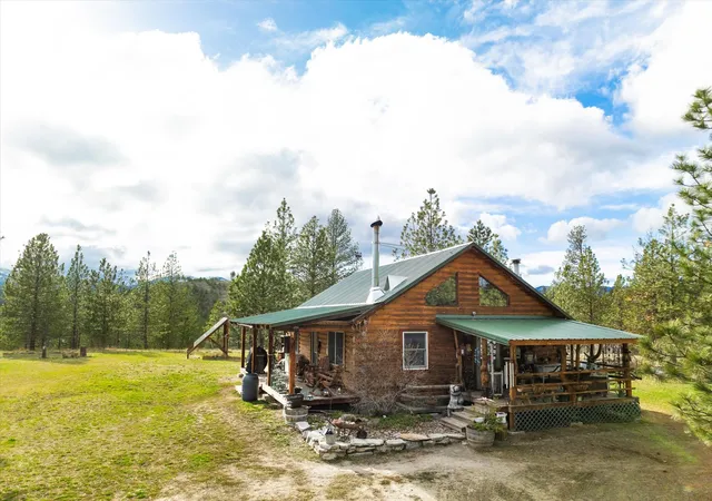 Homes for sale in Marion, MT | 4090 Hubbart Dam Rd, Marion, MT 59925 | MLS# 30068267