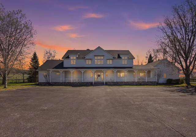 Photo 3 of Mansion for sale at 351 Ogden Ln, Hamilton, MT 59840 | MLS# 30068871 | Listing updated on 2026-07-08