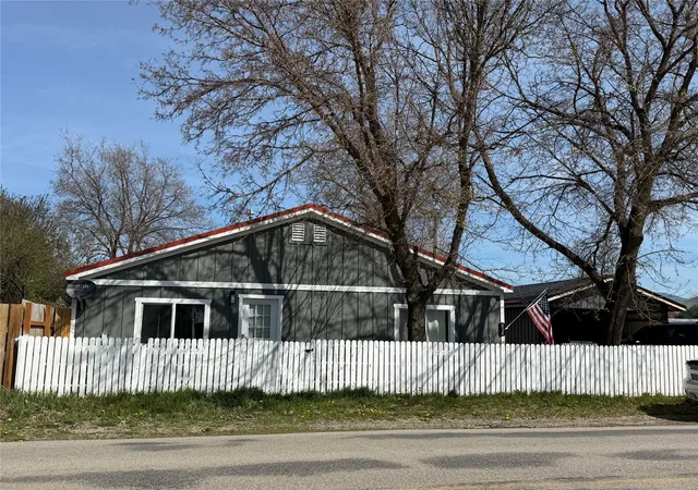 Photo 3 of Single family home for sale at 804 S 5th Avenue, Plains, MT 59859 | MLS# 30068910 | Listing updated on 2026-08-26