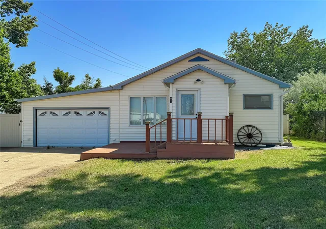 Photo 1 of Single family home for sale at 2 Robinson St, Scobey, MT 59263 | MLS# 30068924 | Listing updated on 2026-07-01