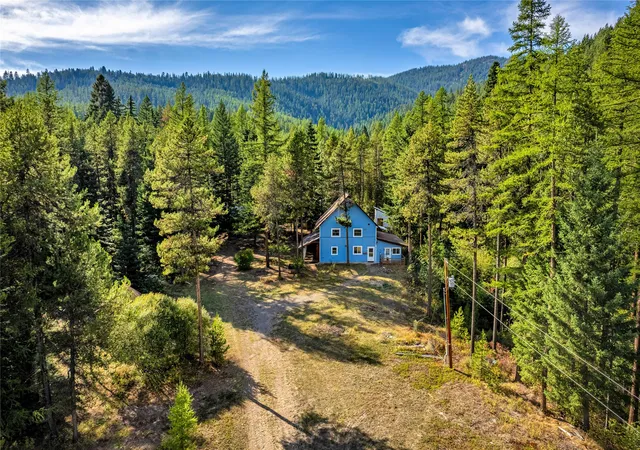 2nd image of 1059 Grizzly Mountain Rd, Missoula, MT 59808 | MLS# 30066840