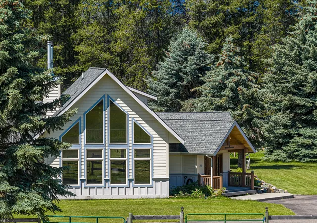 Photo 3 of Single family home for sale at 5445 Us Hwy 93 W, Whitefish, MT 59937 | MLS# 30068658 | Listing updated on 2026-07-24