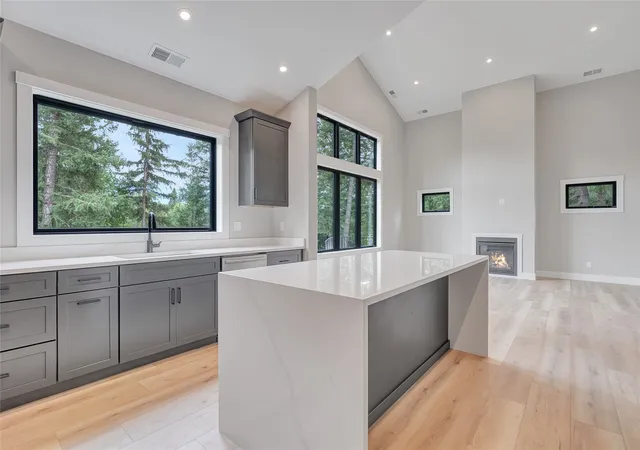 3rd image of 277 Gleneagles Trail, Columbia Falls, MT 59912 | MLS# 30069088