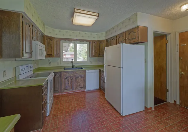 3rd image of 3455 Quincy St, Butte, MT 59701 | MLS# 30069092