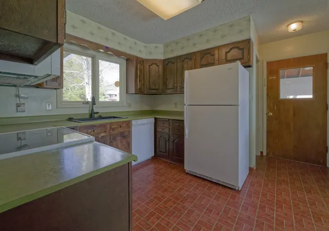 4th image of 3455 Quincy St, Butte, MT 59701 | MLS# 30069092
