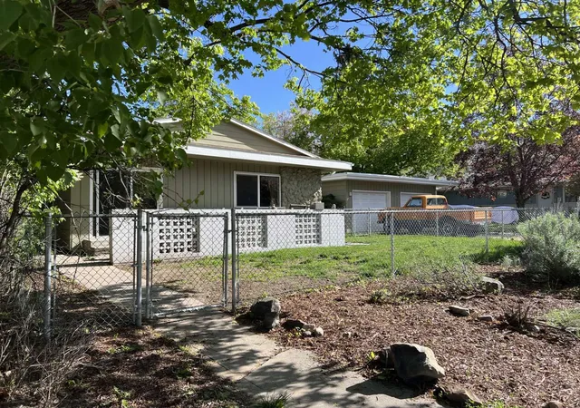 Photo 1 of Multi family home for sale at 208/210 Dixon Ave, Missoula, MT 59801 | MLS# 30069101 | Listing updated on 2026-08-28