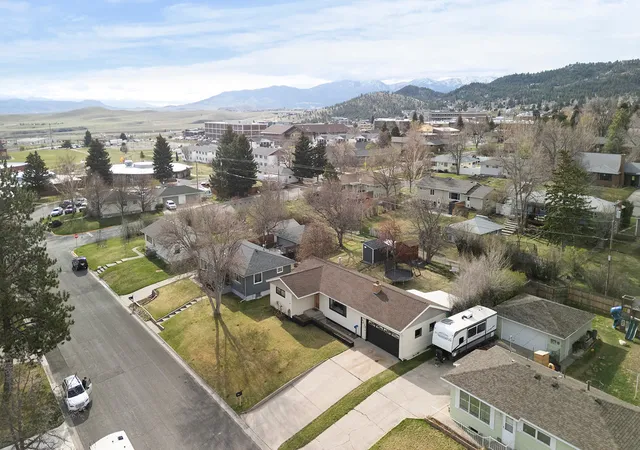 Homes for sale in Helena, MT | 2215 E 6th Ave, Helena, MT 59601 | MLS# 30069145