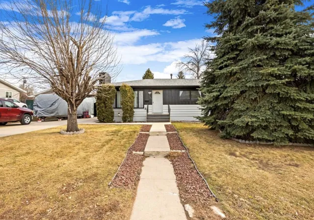 Homes for sale in Great Falls, MT | 736 Skyline Dr Ne, Great Falls, MT 59404 | MLS# 30069084