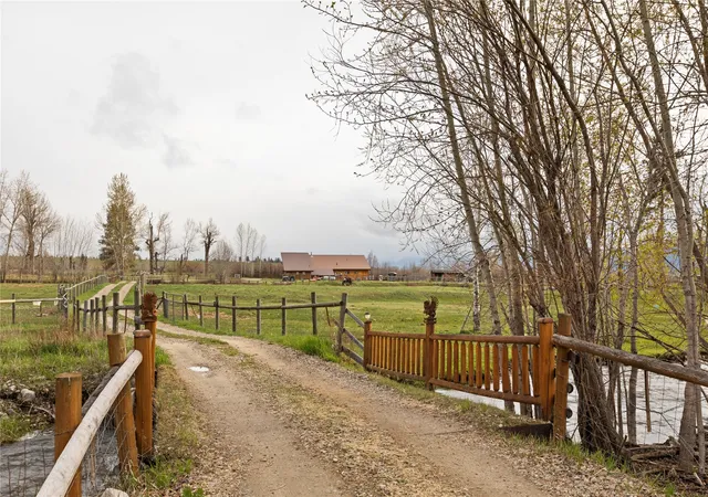 3rd image of 723 N Burnt Fork Rd, Stevensville, MT 59870 | MLS# 30069244