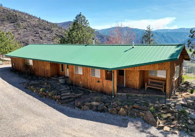 Photo 3 of Single family home for sale at 31 Wilcutt Draw Ln, Paradise, MT 59856 | MLS# 30069372 | Listing updated on 2026-10-02