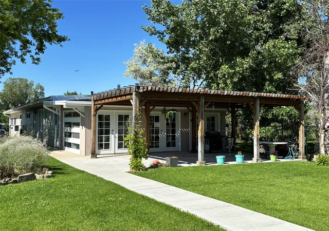 1st image of 1420 13th Ave Sw, Great Falls, MT 59404 | MLS# 30069406