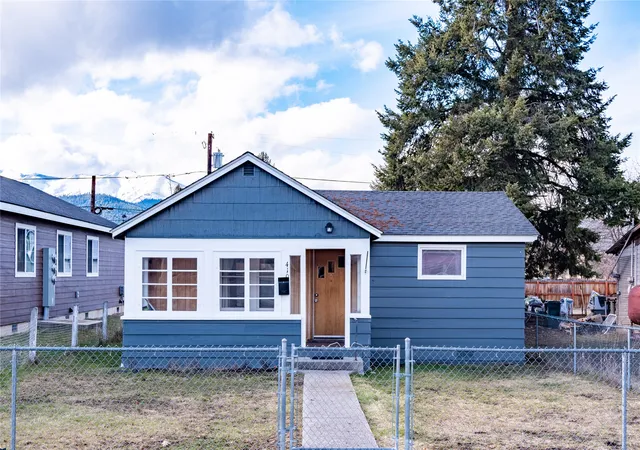 1st image of 410 Dakota Ave, Libby, MT 59923 | MLS# 30069019