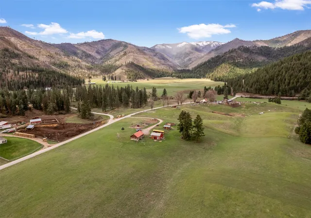 Homes for sale in Superior, MT | 965 Quartz Loop, Superior, MT 59872 | MLS# 30069361