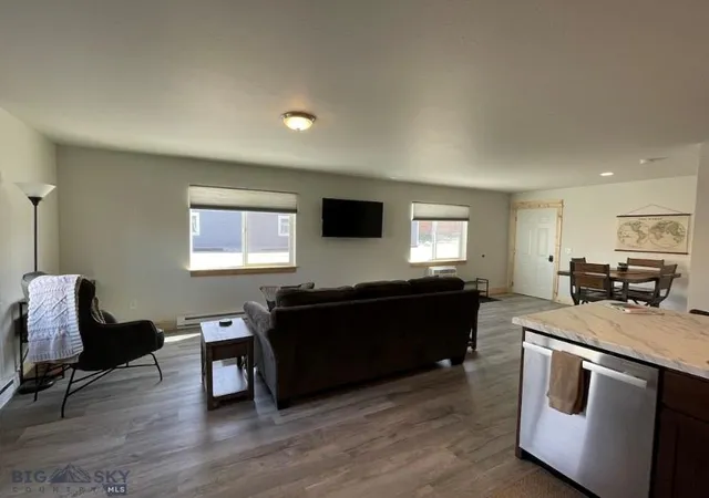 Homes for sale in Gardiner, MT | 305 Spring St, Gardiner, MT 59030 | MLS# 30069441