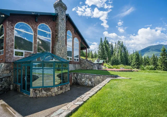 Homes for sale in Troy, MT | 17274 / 17276 Bull Lake Rd, Troy, MT 59935 | MLS# 30069529