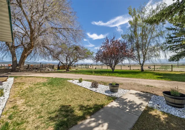 Homes for sale in Helena, MT | 5815 Glass Dr, Helena, MT 59602 | MLS# 30069245