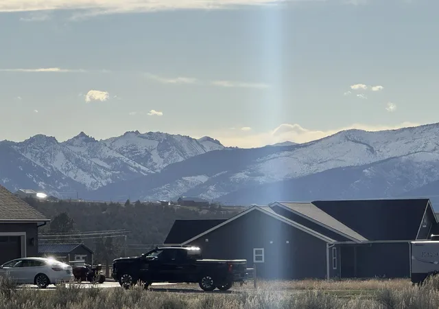 3rd image of 1425 Drovers Trl, Stevensville, MT 59870 | MLS# 30069554