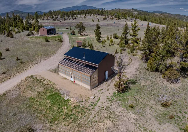 4th image of 7800 Austin Rd, Helena, MT 59602 | MLS# 30069636
