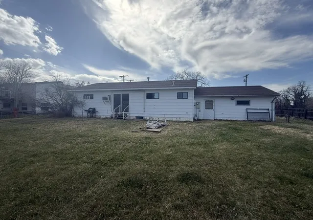 Homes for sale in Great Falls, MT | 5421 13 St S, Great Falls, MT 59405 | MLS# 30069282