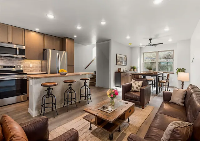 Homes for sale in Missoula, MT | 1220 Kennett Ave #D, Missoula, MT 59802 | MLS# 30069751