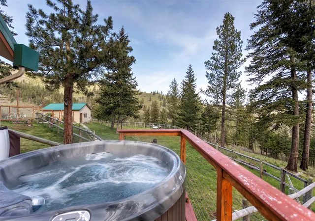 Homes for sale in Missoula, MT | 10750 Cedar Ridge Rd, Missoula, MT 59804 | MLS# 30069778