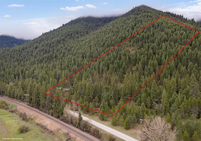 Photo 3 of Single family home for sale at 132 Spirit Walk Ln, Superior, MT 59872 | MLS# 30069000 | Listing updated on 2026-08-28