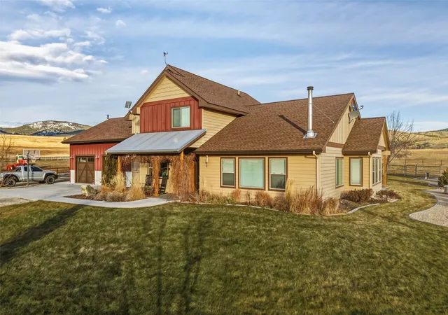 Photo 3 of Single family home for sale at 5618 Fairview Ln, Florence, MT 59833 | MLS# 30069937 | Listing updated on 2026-07-12