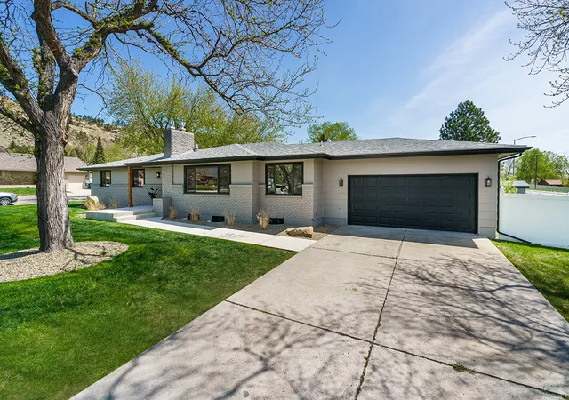 2nd image of 2911 Snowcrest Dr, Billings, MT 59102 | MLS# 30069507