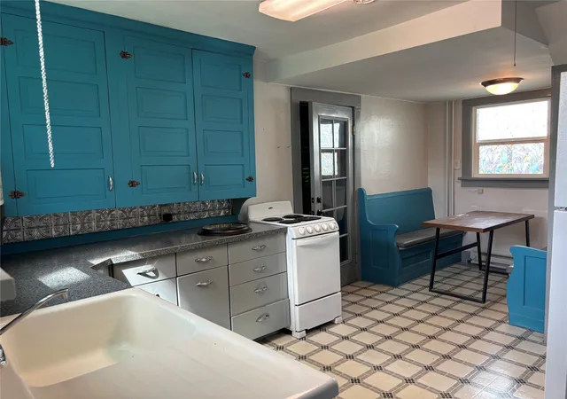 Photo 4 of Single family home for sale at 400 1st Avenue E, Eureka, MT 59917 | MLS# 30069180 | Listing updated on 2026-07-22