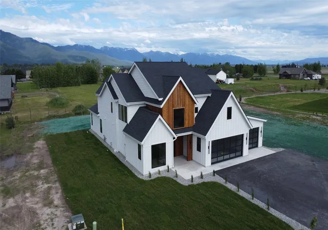 1st image of 404 Jefferson St, Kalispell, MT 59901 | MLS# 30069860
