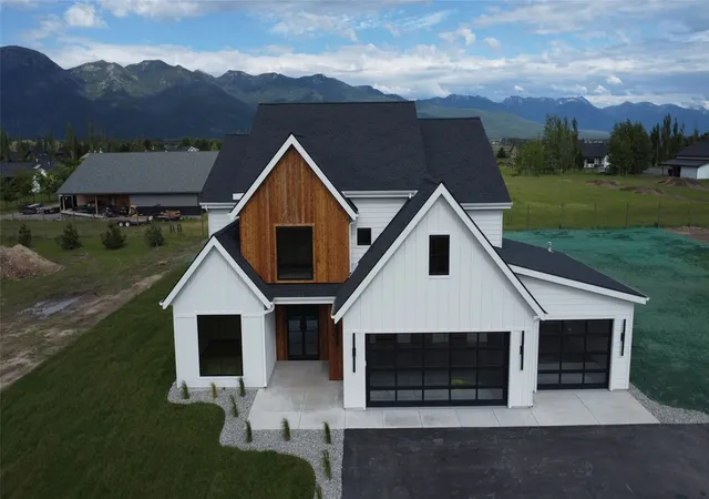 2nd image of 404 Jefferson St, Kalispell, MT 59901 | MLS# 30069860