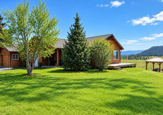 Photo 3 of Multi family home for sale at 1662 & 1660 Us Hwy 2 W, Kalispell, MT 59901 | MLS# 30069972 | Listing updated on 2026-10-10