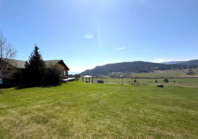 Photo 4 of House for sale at 1662 & 1660 US Hwy 2 W, Kalispell, MT 59901 | MLS# 30069972 | Listing updated on 2026-10-10
