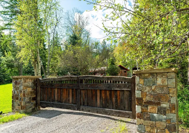 2nd image of 2130 Lion Mountain Rd, Whitefish, MT 59937 | MLS# 30069952