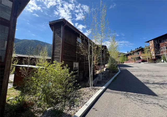 Homes for sale in Missoula, MT | 279 Jumbo Vista Wy, Missoula, MT 59802 | MLS# 30069871