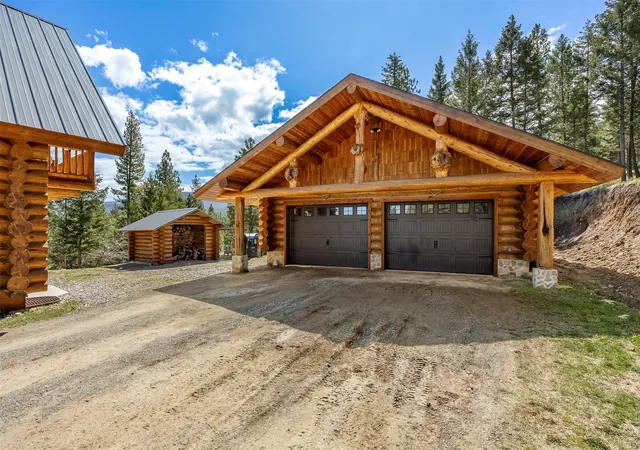 Photo 3 of Single family home for sale at 35800 Cat Face Rd, Bonner, MT 59823 | MLS# 30070100 | Listing updated on 2026-07-01