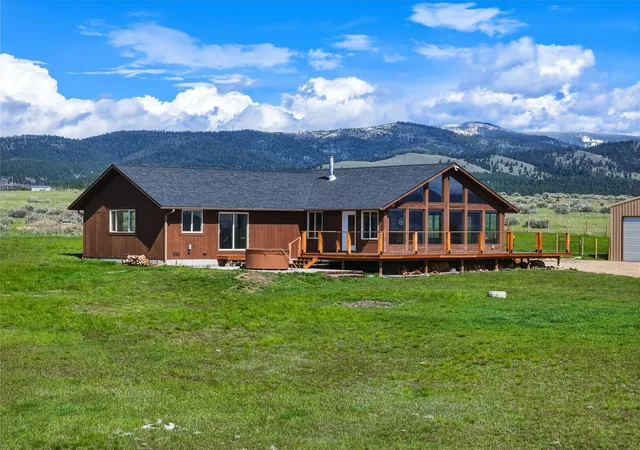2nd image of 652 Pathfinder Rd S, Stevensville, MT 59870 | MLS# 30070220