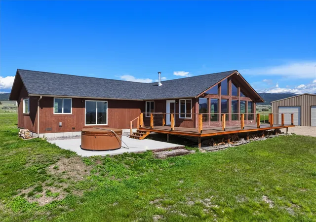 4th image of 652 Pathfinder Rd S, Stevensville, MT 59870 | MLS# 30070220