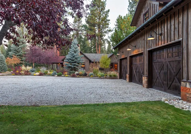 74th image of 344 Chief Joseph Trl, Darby, MT 59829 | MLS# 30069546