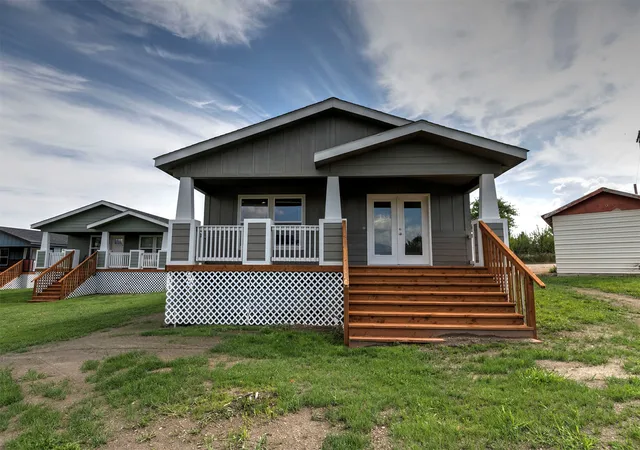 3rd image of 514 Hamilton Heights Rd #1, Corvallis, MT 59828 | MLS# 30070085