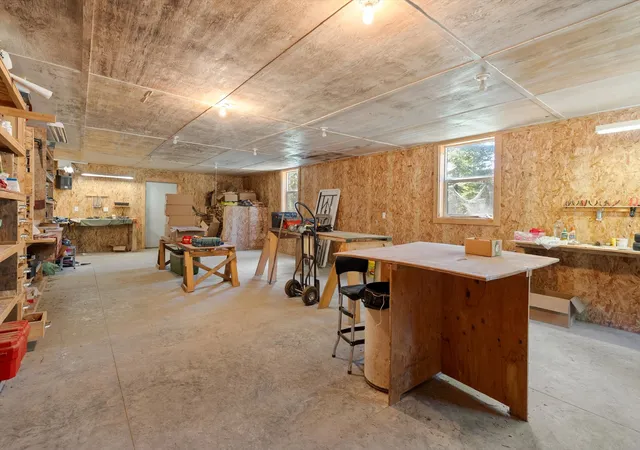 4th image of 285 Trapper Dr, Condon, MT 59826 | MLS# 30070189