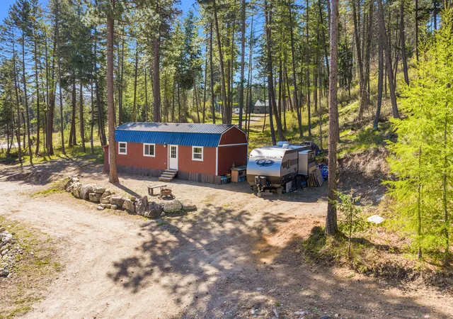 2nd image of 7860 Us Hwy 93 S, Lakeside, MT 59922 | MLS# 30068974