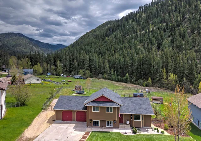 Homes for sale in Clinton, MT | 21133 Handley Loop, Clinton, MT 59825 | MLS# 30070282