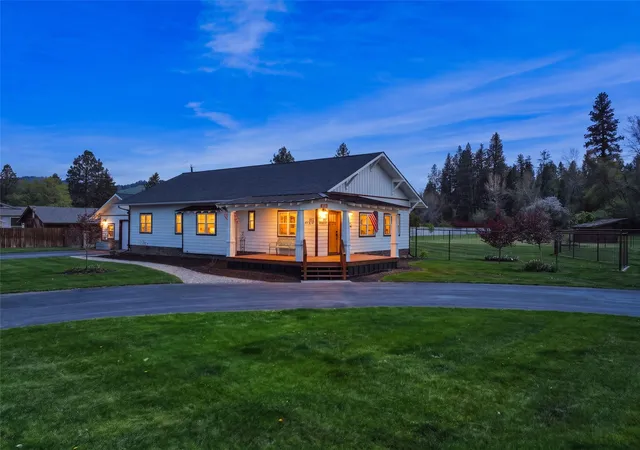 1st image of 104 S Mill St, Darby, MT 59829 | MLS# 30069448