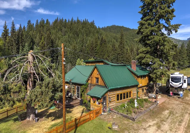 2nd image of 158 Trapper Creek Rd, Darby, MT 59829 | MLS# 30070174