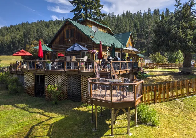 3rd image of 158 Trapper Creek Rd, Darby, MT 59829 | MLS# 30070174