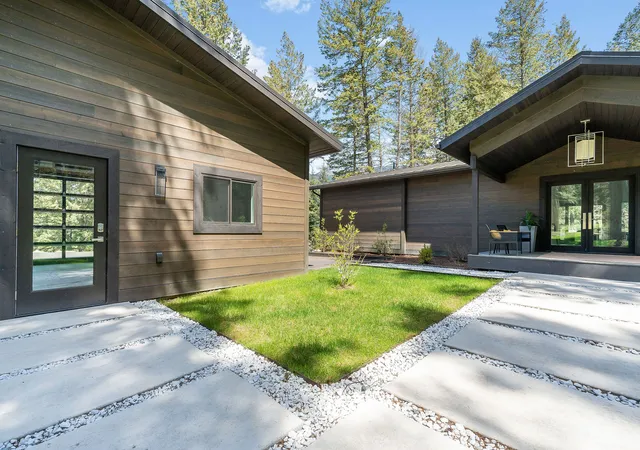 2nd image of 1100 Mooring Rd, Columbia Falls, MT 59912 | MLS# 30069816